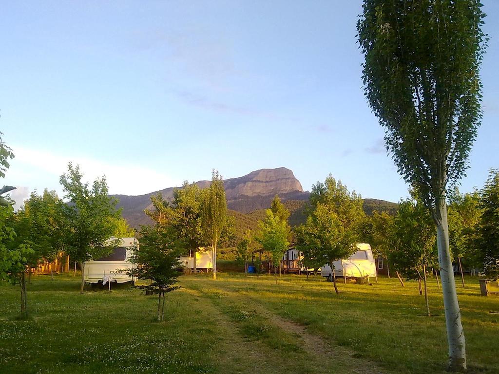 Camping Ain Jaca Zewnętrze zdjęcie