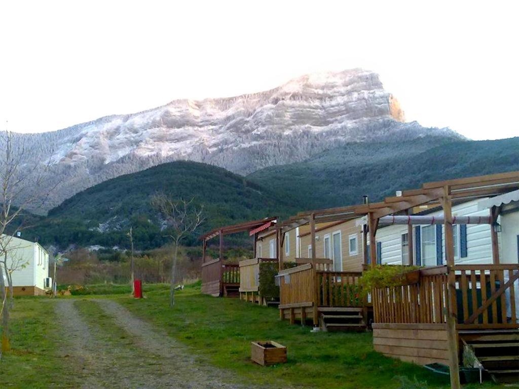 Camping Ain Jaca Zewnętrze zdjęcie